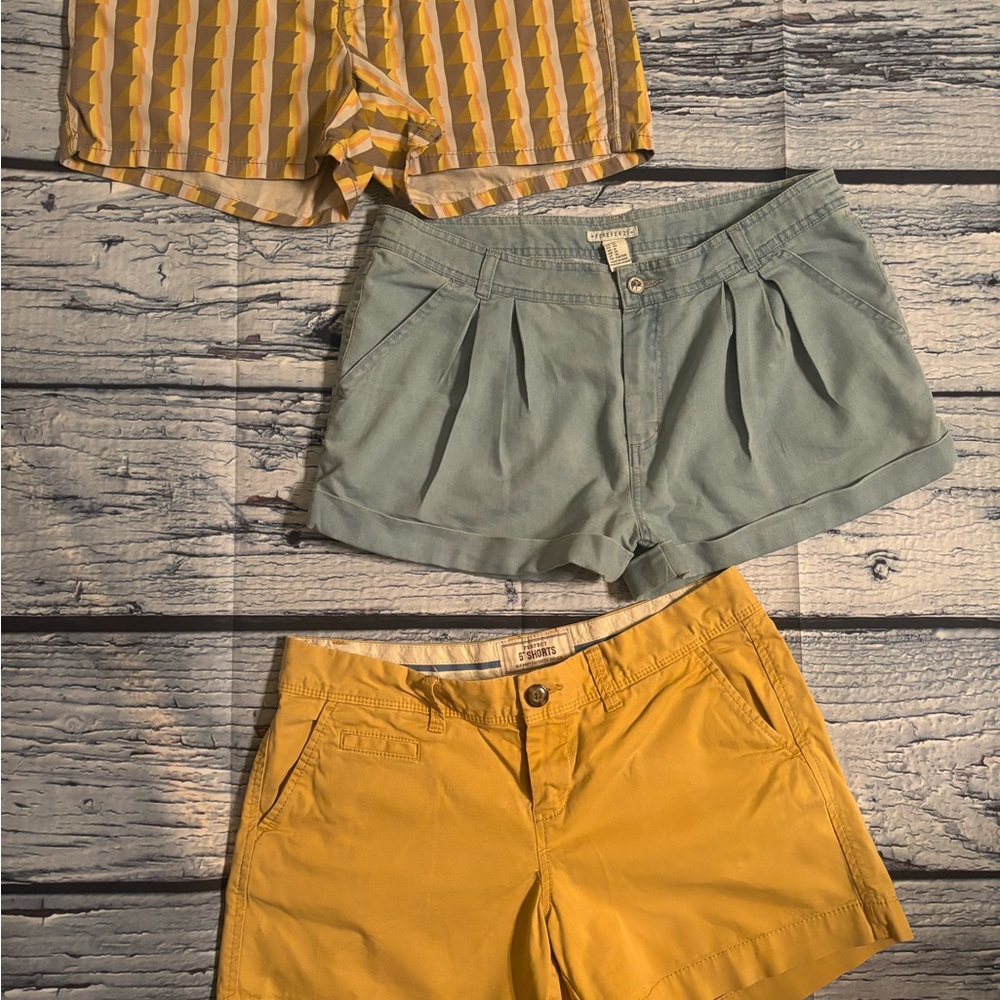 GAP Yellow and Light Green Women's Shorts